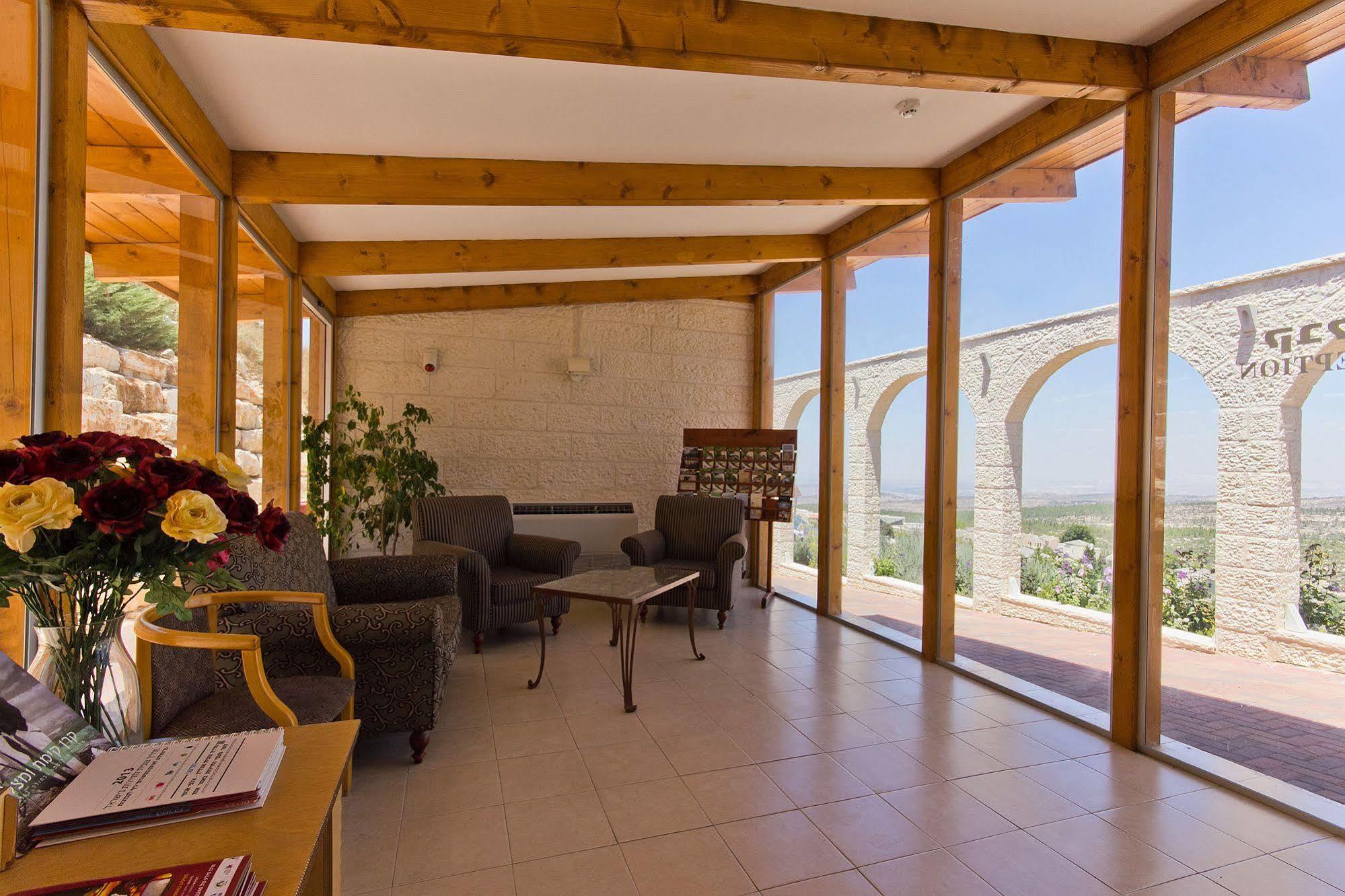 Shoresh Green Hills Family Suites Hotel Eksteriør bilde